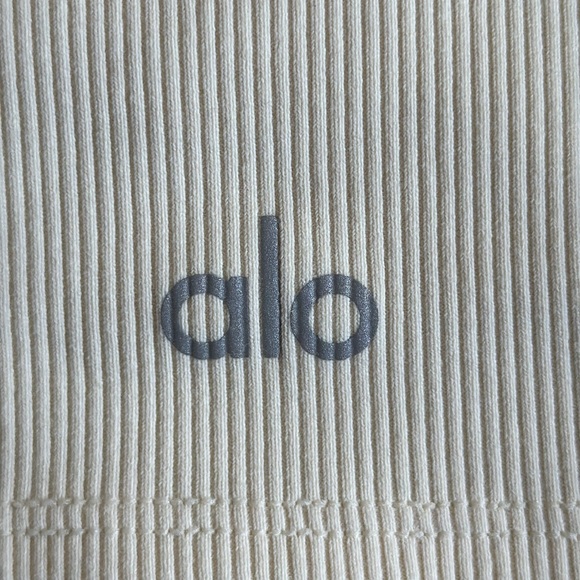 Alo Goddess Rib Cropped Dynamite Tank Top - French Vanilla, M - Picture 11 of 12